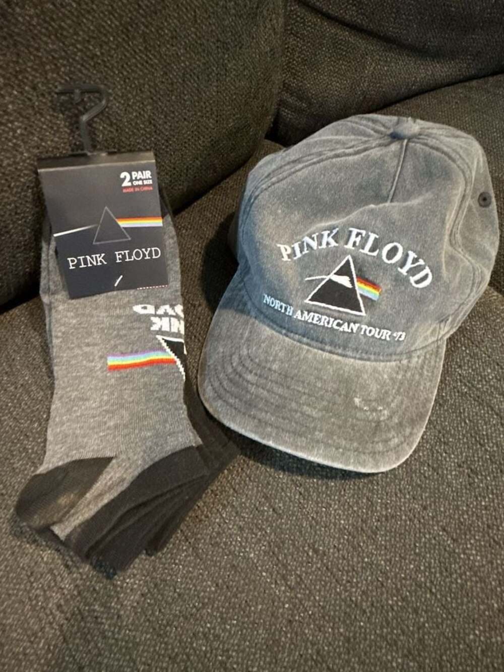 Pink Floyd North American Tour '73 Snapback Cap and Socks Set